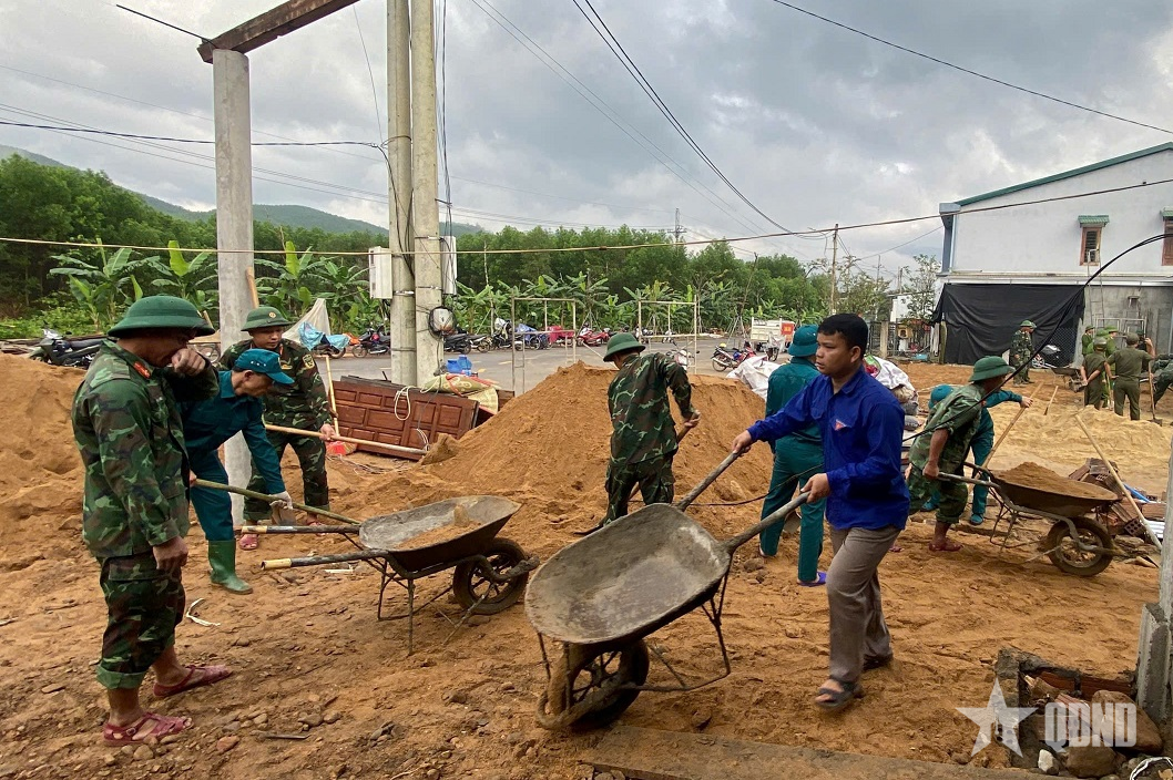 Quân khu 4: Làm việc xuyên Tết đẩy nhanh tiến độ “Chiến dịch Quang Trung”

